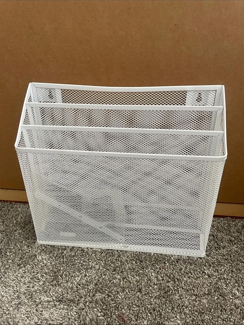 Target wall organizer
